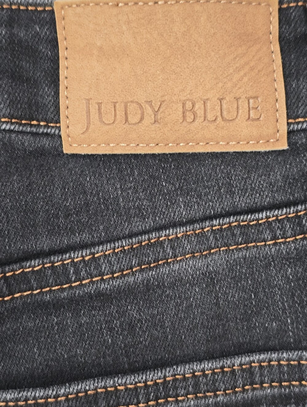 Judy Blue High Rise Black Acid Wash Distressed Raw Hem Denim Shorts Size M - Picture 3 of 4